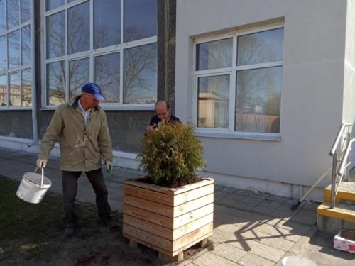 IMG-06bb085e1558b45ad779c344f99f1bf0-V