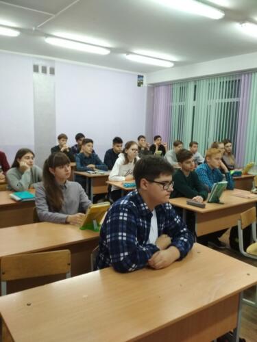UoFrcaAZujA